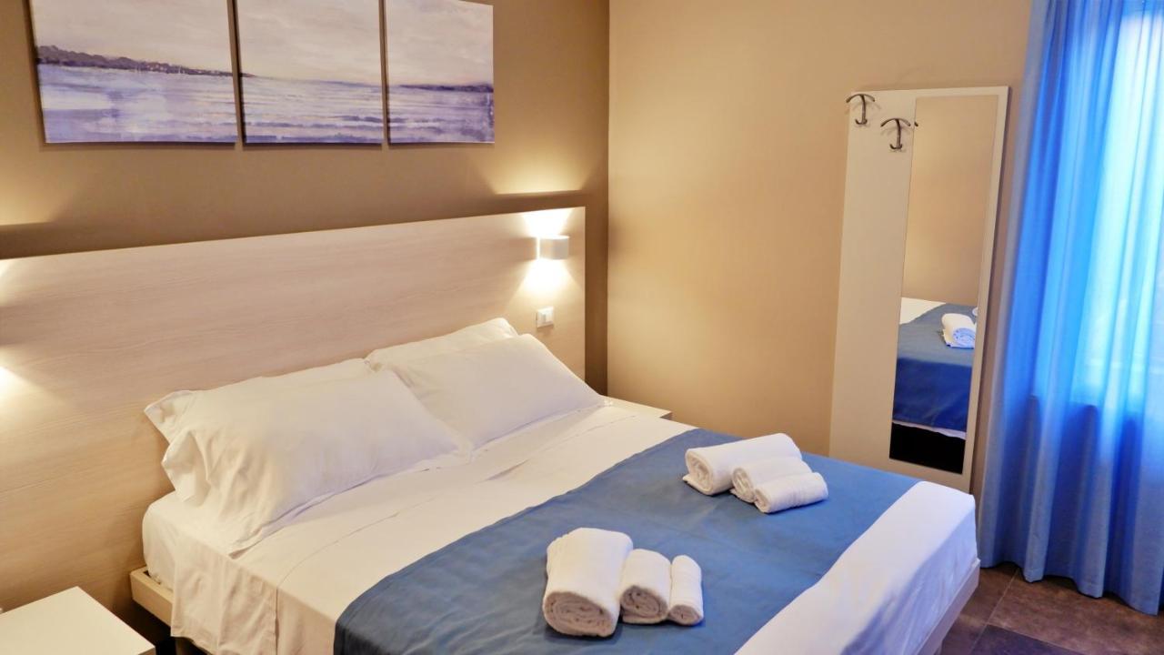 Pianomare Riviera Apartments And Rooms Imperia Zewnętrze zdjęcie