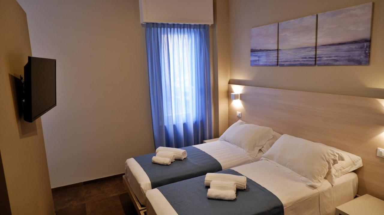 Pianomare Riviera Apartments And Rooms Imperia Zewnętrze zdjęcie