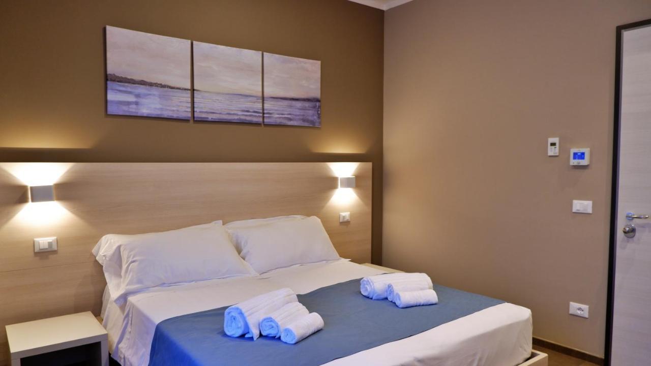 Pianomare Riviera Apartments And Rooms Imperia Zewnętrze zdjęcie