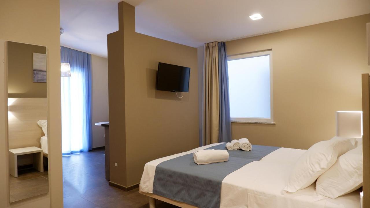 Pianomare Riviera Apartments And Rooms Imperia Zewnętrze zdjęcie