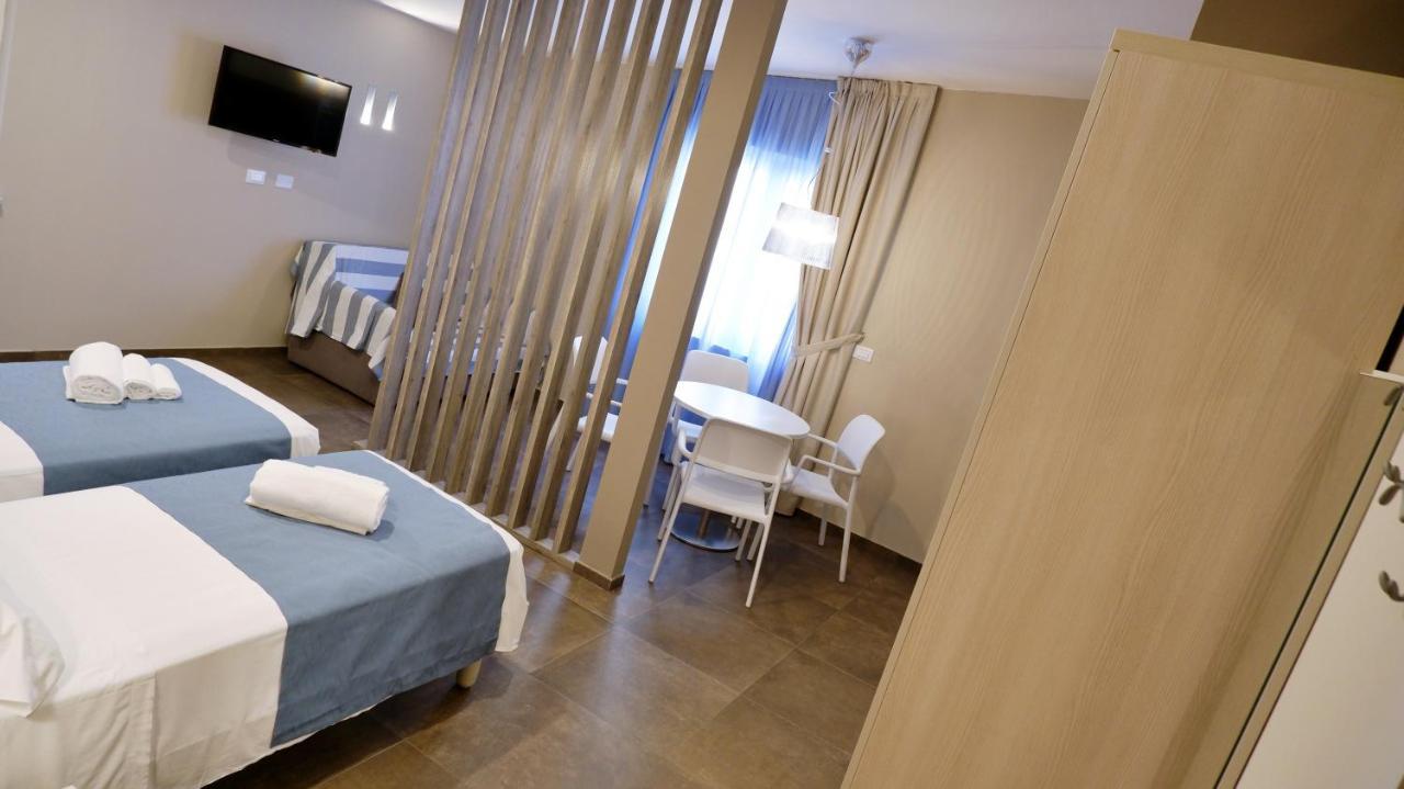 Pianomare Riviera Apartments And Rooms Imperia Zewnętrze zdjęcie